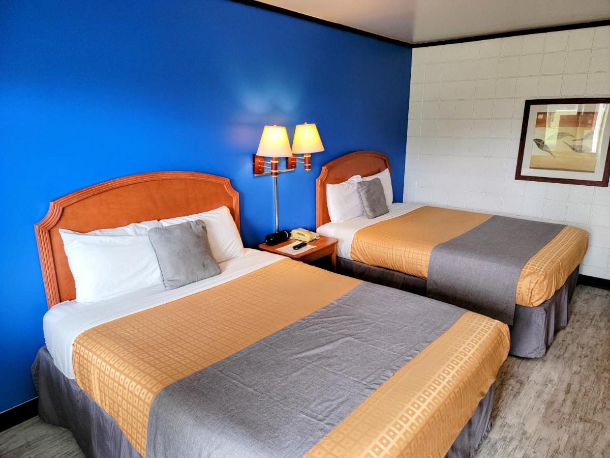 Skyview Motel - Prairie Du Sac Экстерьер фото