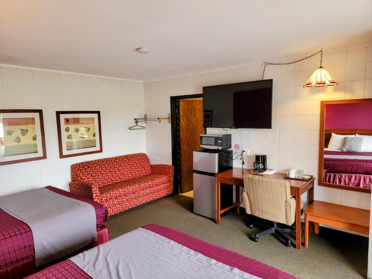 Skyview Motel - Prairie Du Sac Экстерьер фото