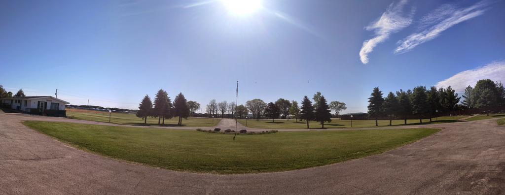Skyview Motel - Prairie Du Sac Экстерьер фото